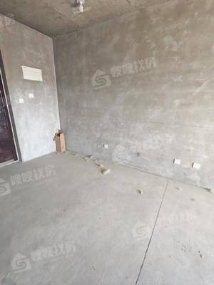 荣盛君兰苑3室2厅1卫96㎡