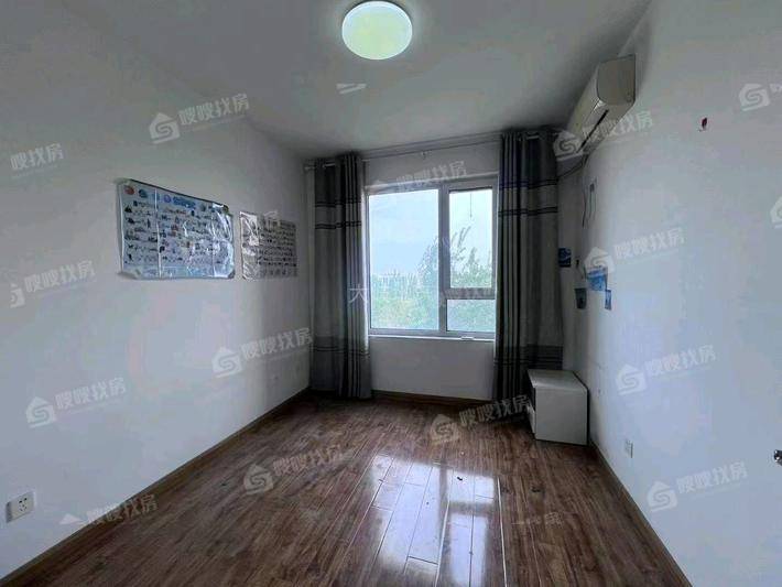 天成和园3室2厅2卫136㎡